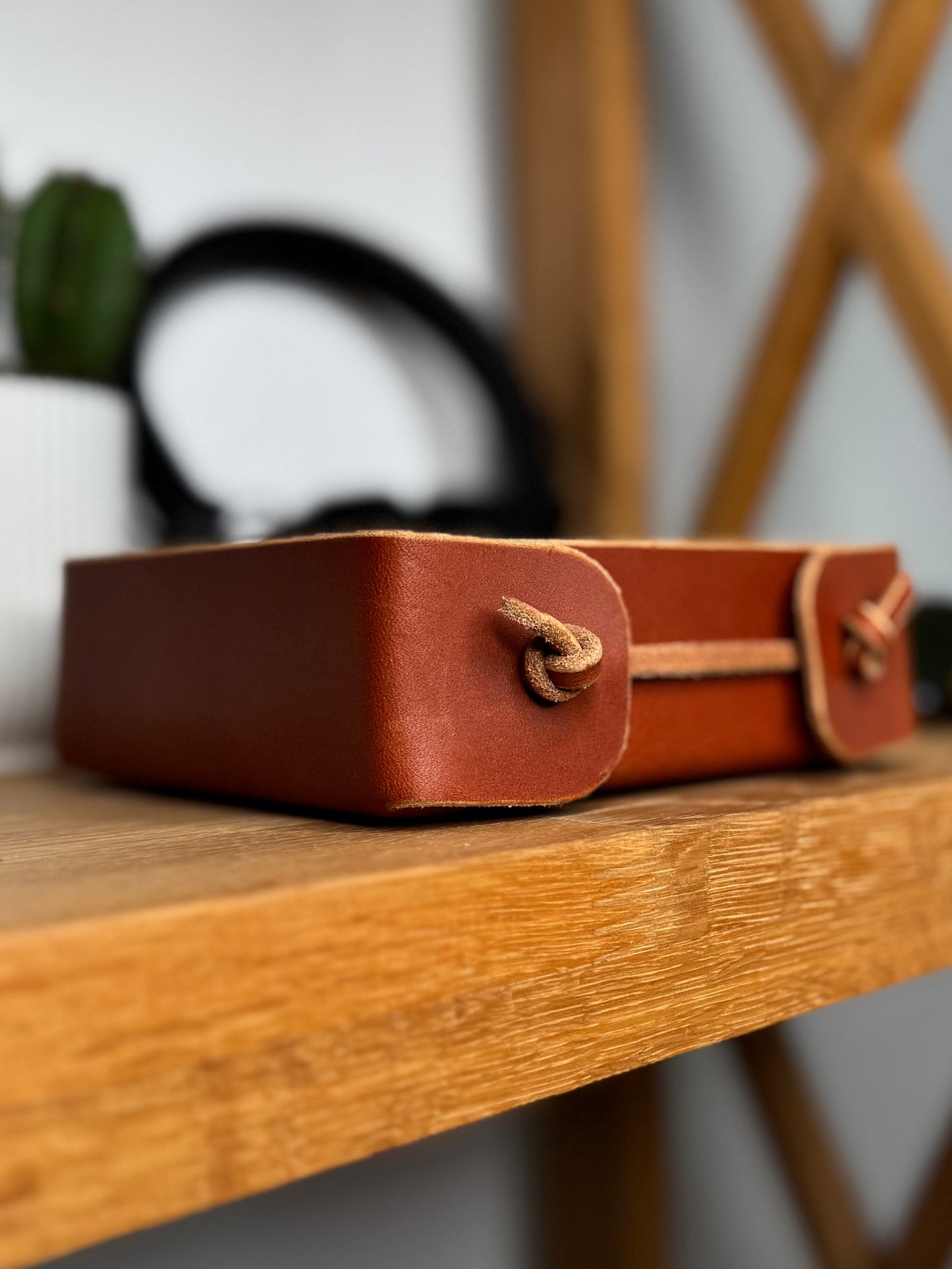 Handmade Brown Leather Valet Tray | Minimalist Leather Catchall Organizer