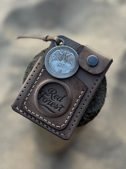 Leather Cardholder Olive with Decision Coin | Compact Wallet with Coin Holder Olive