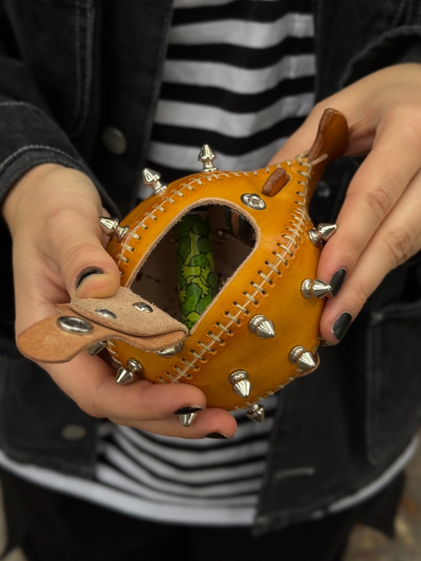 Handmade Leather Puffer FishKeychain with Storage | Functional Leather Keychain