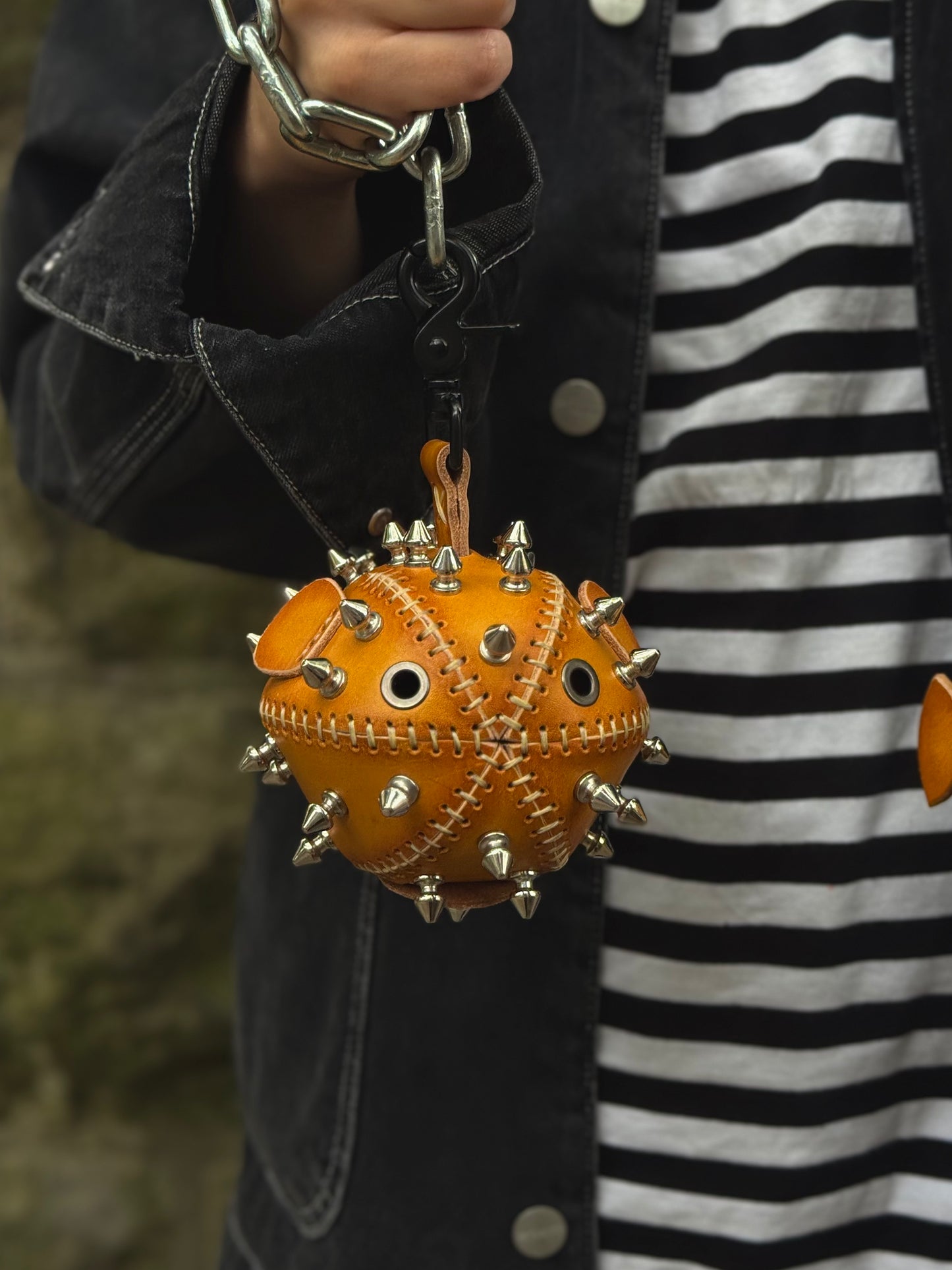 Handmade Leather Puffer FishKeychain with Storage | Functional Leather Keychain