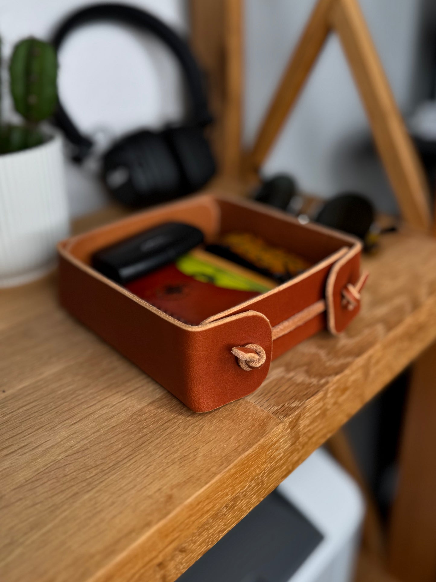 Handmade Brown Leather Valet Tray | Minimalist Leather Catchall Organizer
