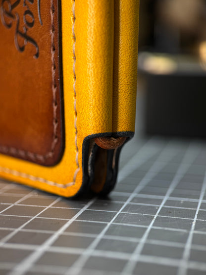 Handmade Leather Cardholder with Lace Mechanism | 6 Card Slots