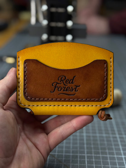 Handmade Leather Cardholder with Lace Mechanism | 6 Card Slots