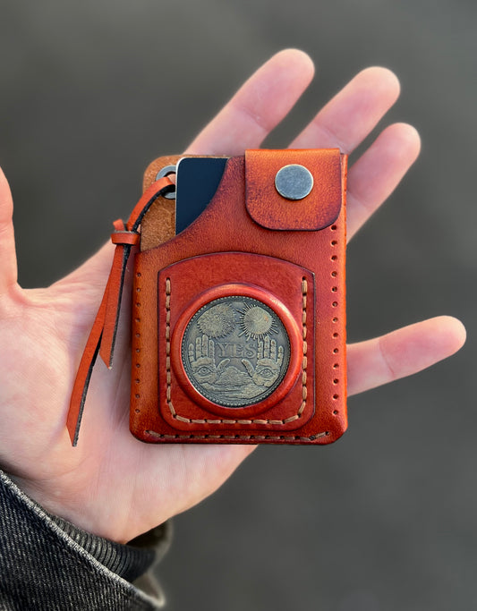 Handmade Leather Cardholder with Decision Coin | Compact Wallet with Coin Holder